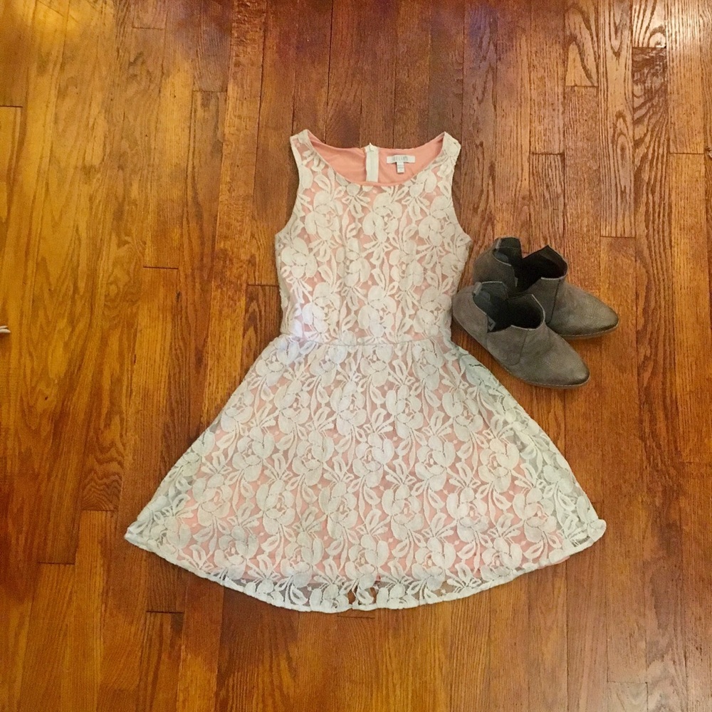 Delias Coral & Lace Dress 1 Size Small